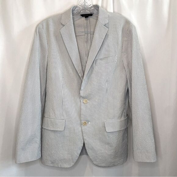 Banana Republic Women's Seersucker Blazer navy and white striped size 38S (M) - Picture 1 of 13
